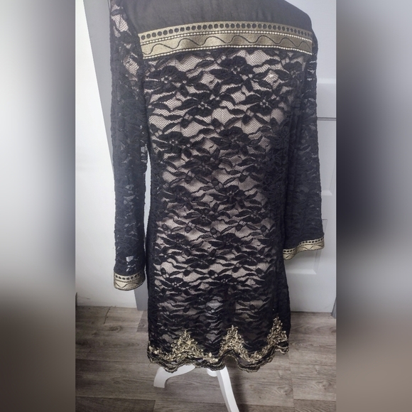 Gimmicks Lace Cardigan From Buckle BKE Women's Size Small Pre-owned - Picture 2 of 4